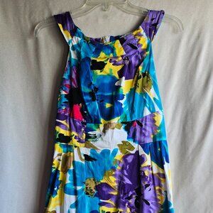 AGB size 6 dress. Floral pattern. Great for summer. Blue, Purple, white, yellow.